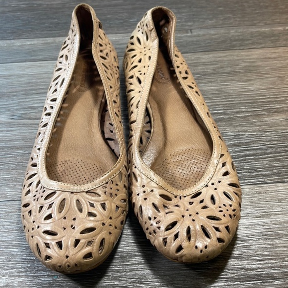 Corso como leather flats size 10 (f118)